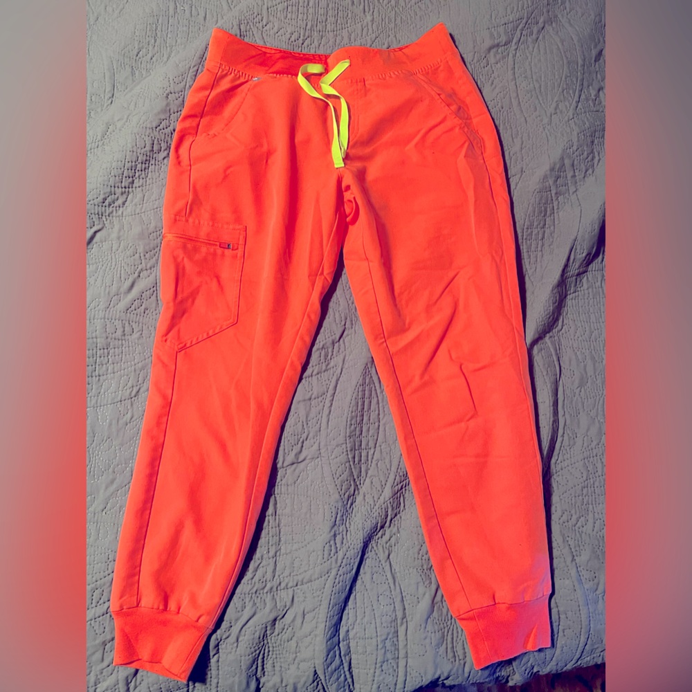 Rose/Pink Small Petite FIGS Joggers